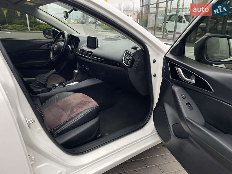Седан Mazda 3 2016 в Полтаве фото 19 Седан Mazda 3 2016 в Полтаве