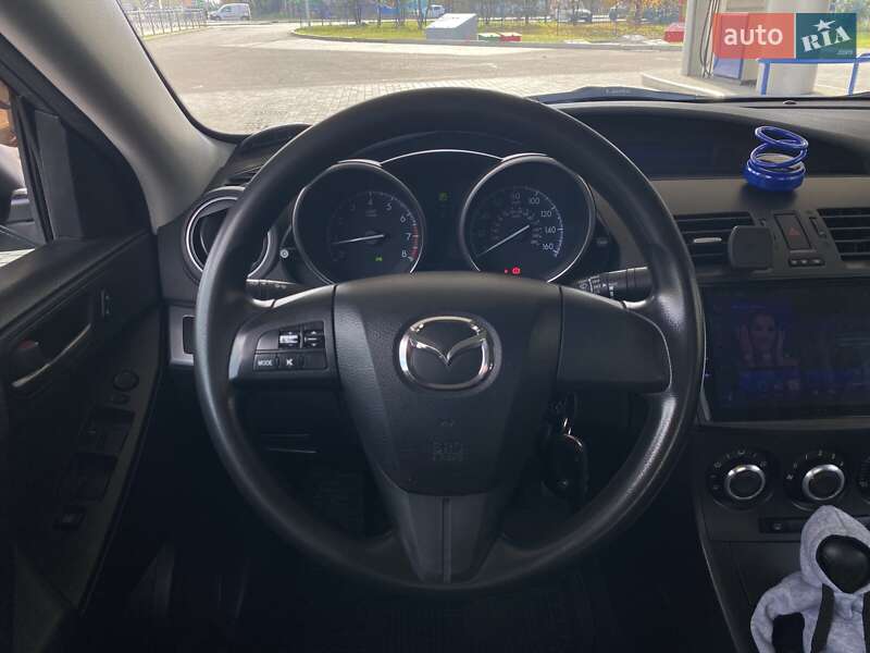 Седан Mazda 3 2013 в Николаеве фото 22 Седан Mazda 3 2013 в Николаеве