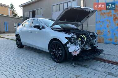 Седан Mazda 3 2024 в Нерубайське