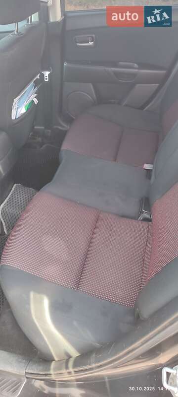 Хэтчбек Mazda 3 2006 в Днепре