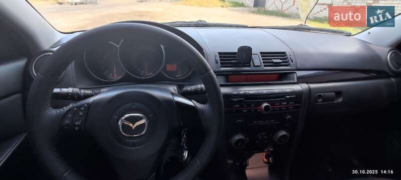 Хэтчбек Mazda 3 2006 в Днепре