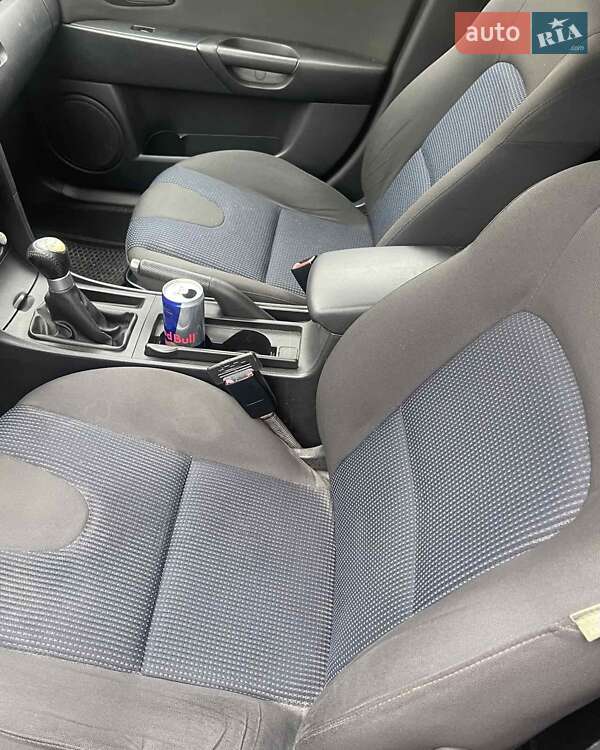 Хэтчбек Mazda 3 2004 в Киеве фото 6 Хэтчбек Mazda 3 2004 в Киеве