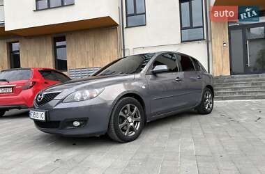 Хэтчбек Mazda 3 2006 в Коломые
