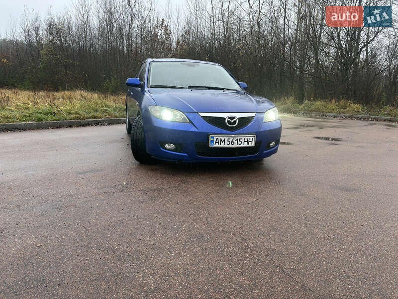 Седан Mazda 3 2006 в Житомире