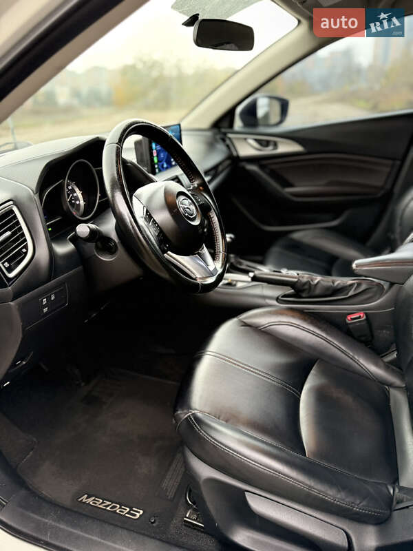 Седан Mazda 3 2013 в Киеве фото 22 Седан Mazda 3 2013 в Киеве