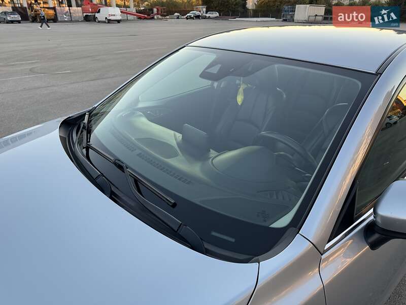 Седан Mazda 3 2018 в Киеве фото 10 Седан Mazda 3 2018 в Киеве