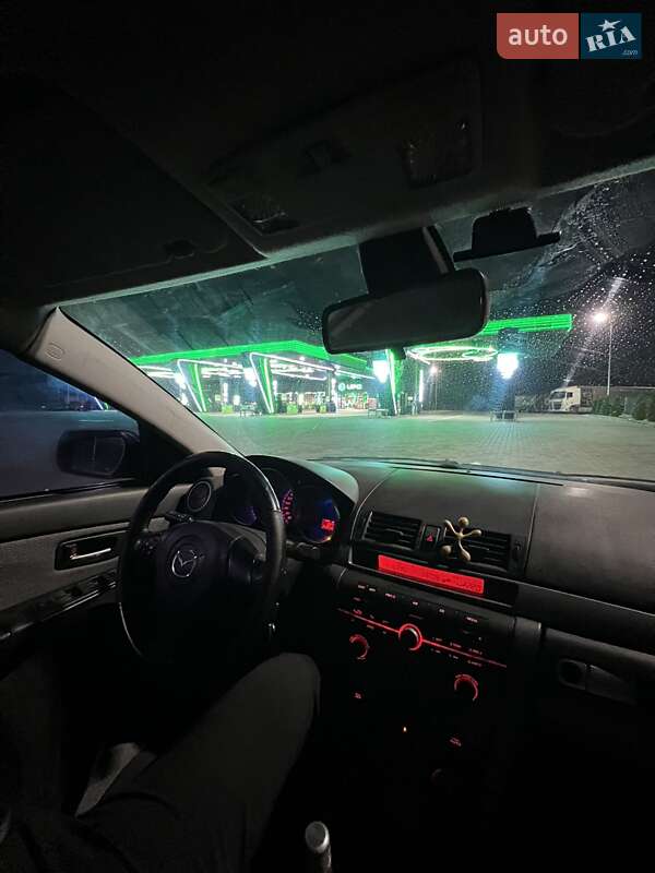 Седан Mazda 3 2005 в Виннице