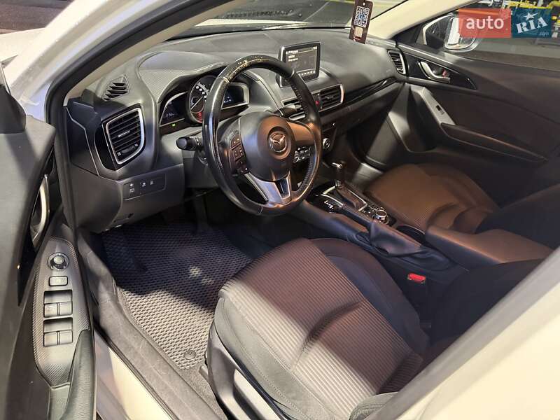 Седан Mazda 3 2014 в Киеве фото 16 Седан Mazda 3 2014 в Киеве