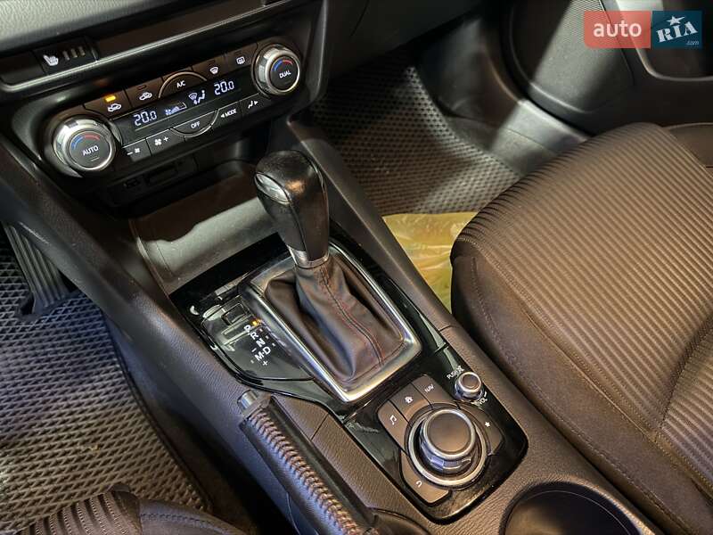 Седан Mazda 3 2014 в Киеве фото 20 Седан Mazda 3 2014 в Киеве