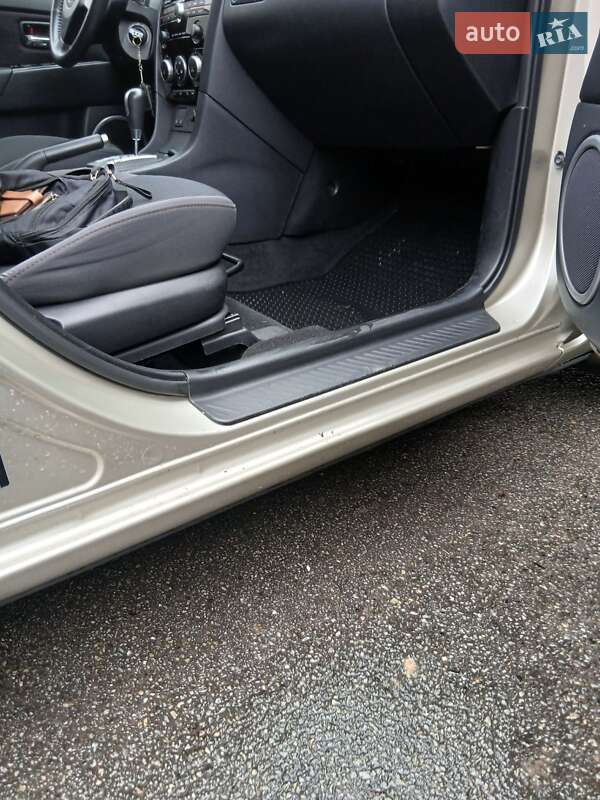 Хетчбек Mazda 3 2008 в Чернігові