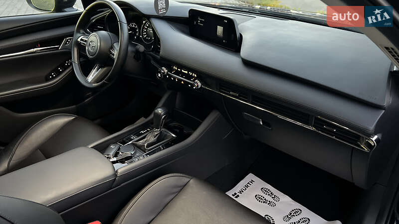 Седан Mazda 3 2022 в Львові