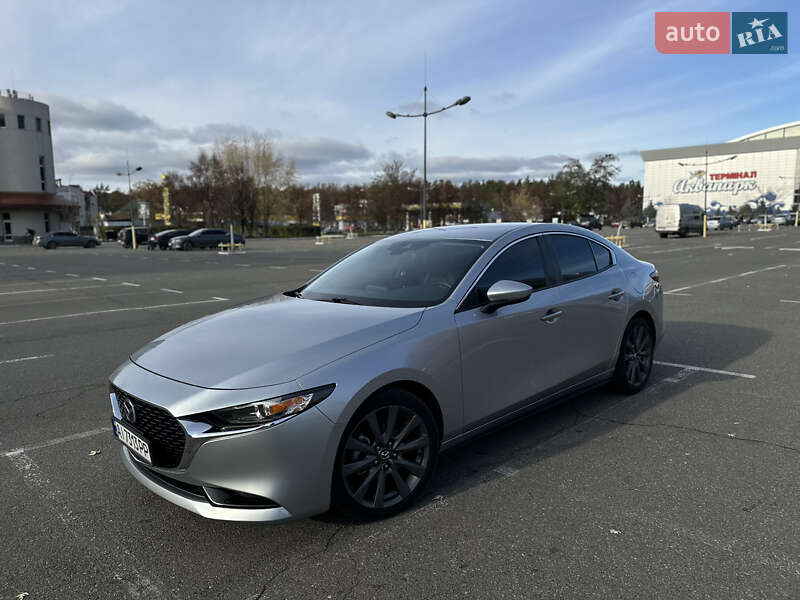 Седан Mazda 3 2018 в Броварах фото Седан Mazda 3 2018 в Броварах