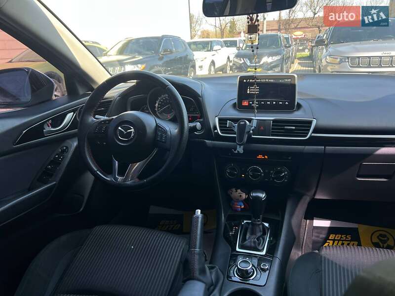 Хэтчбек Mazda 3 2013 в Ивано-Франковске