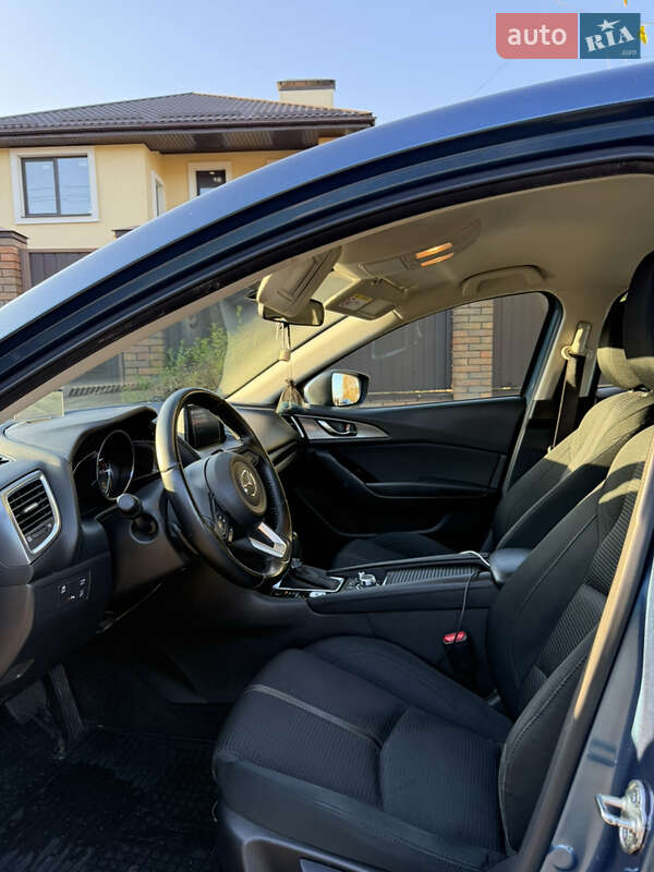 Седан Mazda 3 2018 в Киеве фото 10 Седан Mazda 3 2018 в Киеве