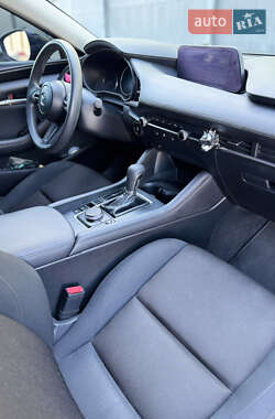 Седан Mazda 3 2019 в Харькове