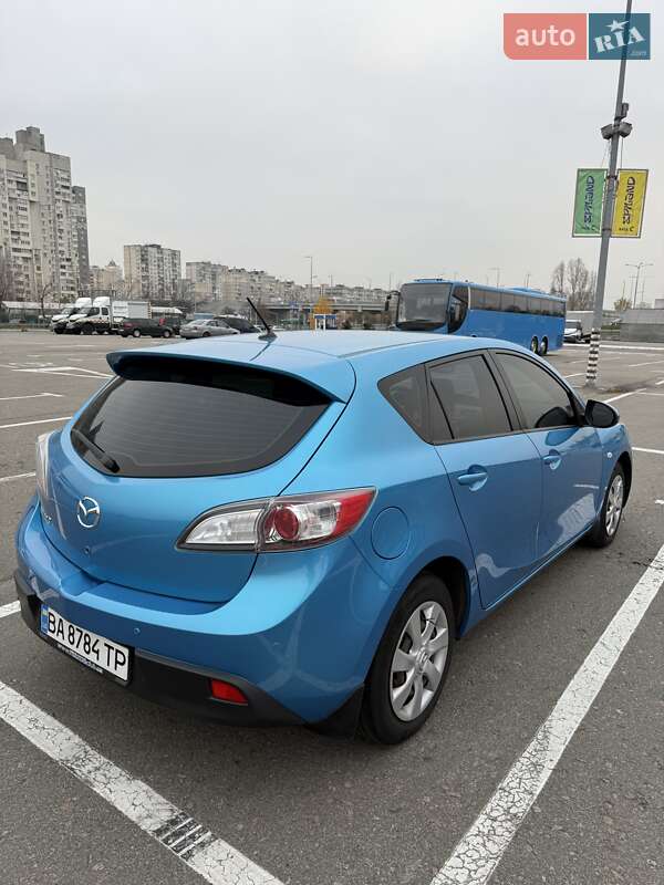 Хетчбек Mazda 3 2010 в Києві фото 7 Хетчбек Mazda 3 2010 в Києві