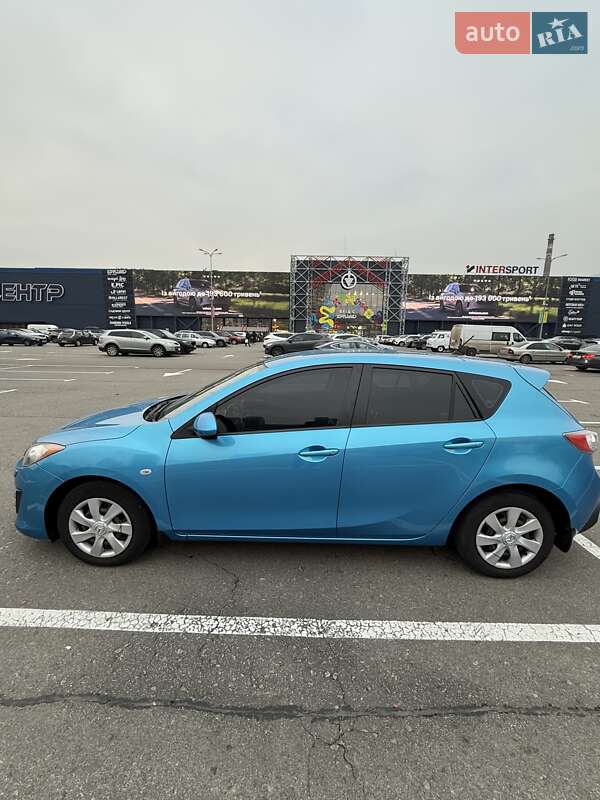 Хетчбек Mazda 3 2010 в Києві фото 6 Хетчбек Mazda 3 2010 в Києві