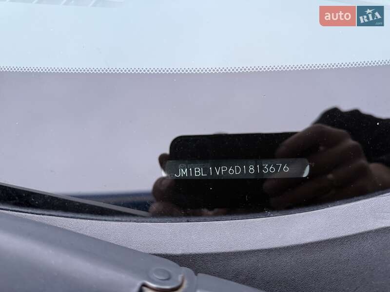 Седан Mazda 3 2013 в Дніпрі