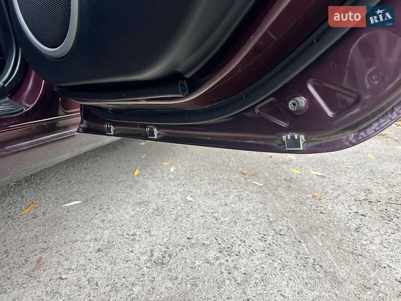 Седан Mazda 3 2007 в Ровно