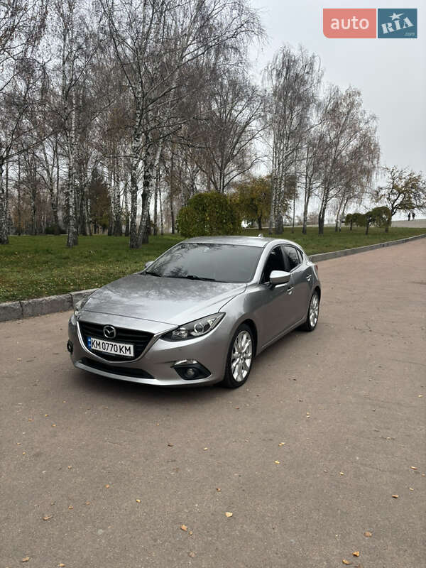 Хетчбек Mazda 3 2014 в Житомирі