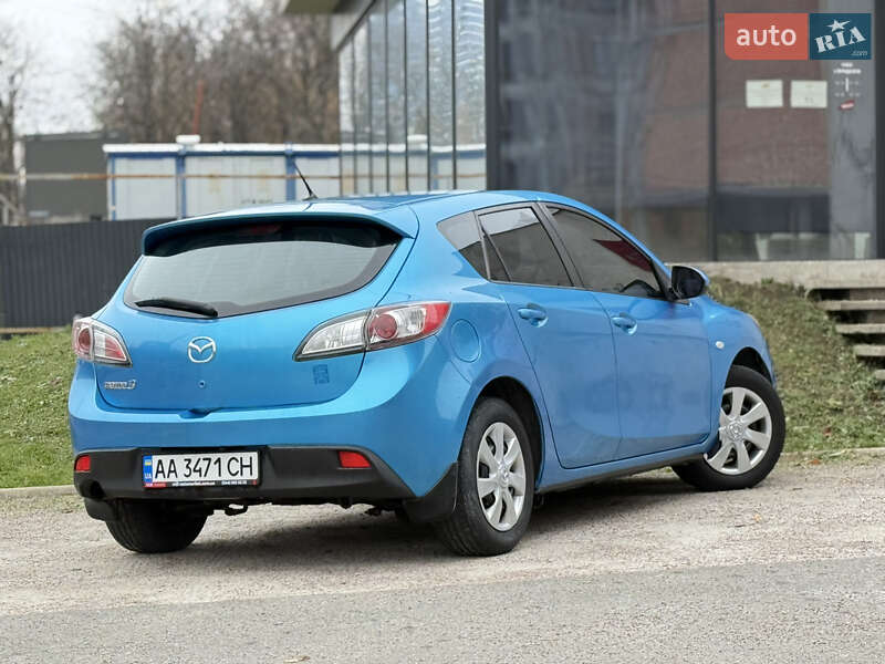 Хетчбек Mazda 3 2010 в Києві