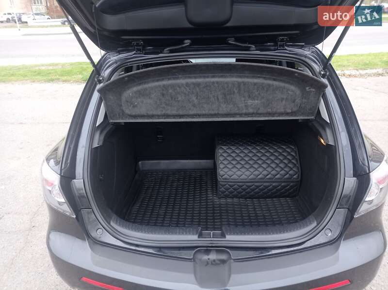 Хетчбек Mazda 3 2007 в Черкасах фото 11 Хетчбек Mazda 3 2007 в Черкасах