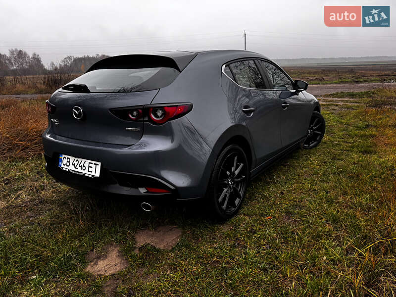 Хетчбек Mazda 3 2023 в Чернігові