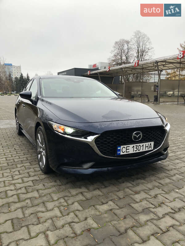 Седан Mazda 3 2020 в Чернівцях