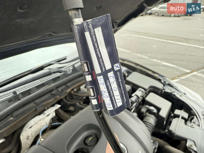 Седан Mazda 3 2017 в Киеве