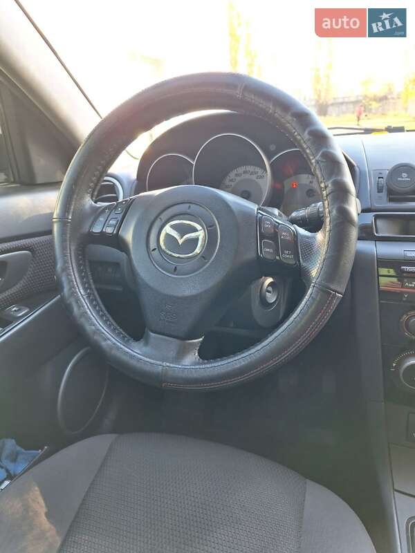 Хэтчбек Mazda 3 2008 в Кременчуге