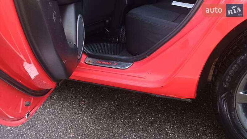 Седан Mazda 3 2007 в Києві