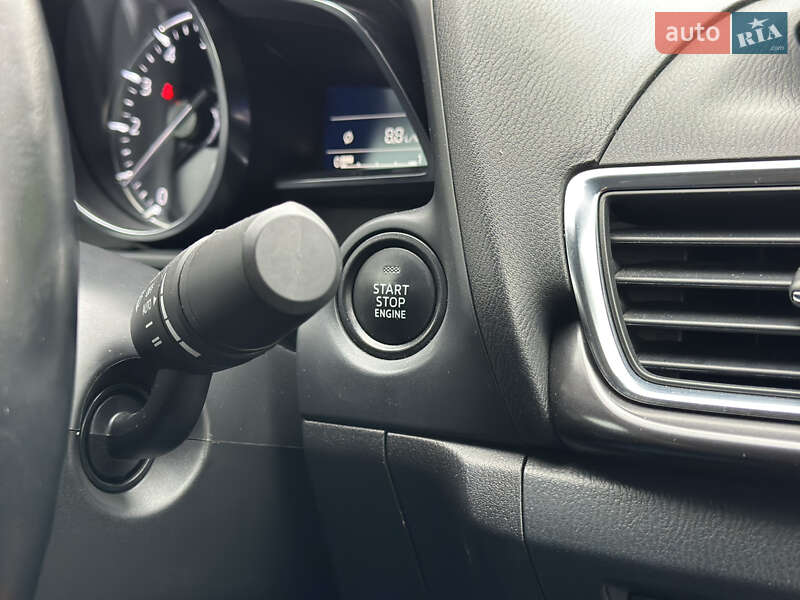 Седан Mazda 3 2017 в Києві фото 31 Седан Mazda 3 2017 в Києві