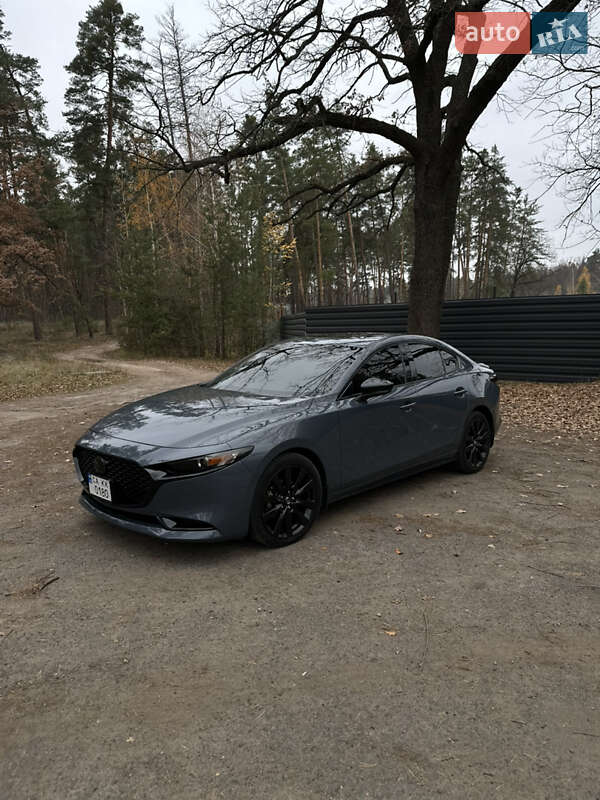 Седан Mazda 3 2022 в Черкассах