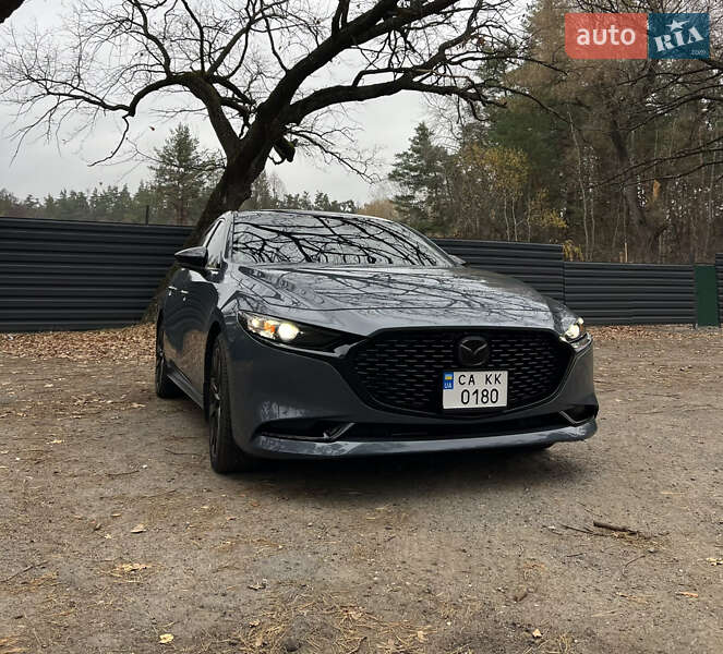 Седан Mazda 3 2022 в Черкассах
