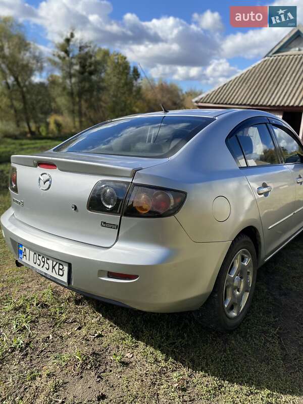 Седан Mazda 3 2003 в Черкасах