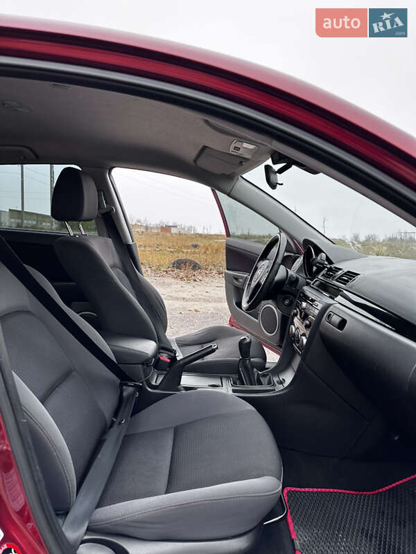 Хетчбек Mazda 3 2008 в Томаківці