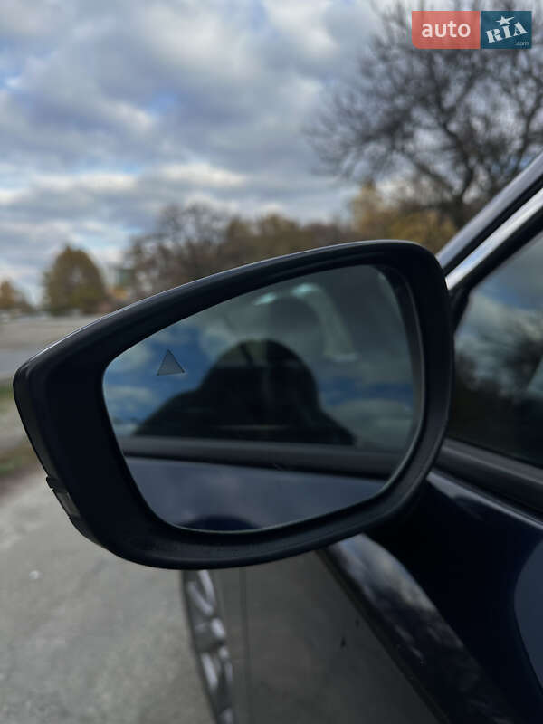 Седан Mazda 3 2019 в Днепре фото 13 Седан Mazda 3 2019 в Днепре