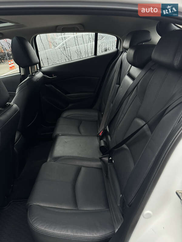 Хетчбек Mazda 3 2017 в Вінниці фото 16 Хетчбек Mazda 3 2017 в Вінниці