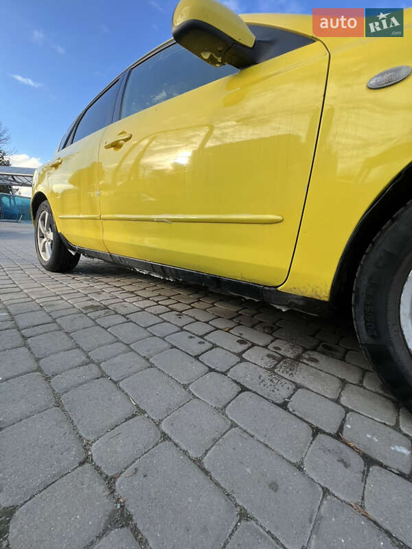 Хэтчбек Mazda 3 2006 в Львове