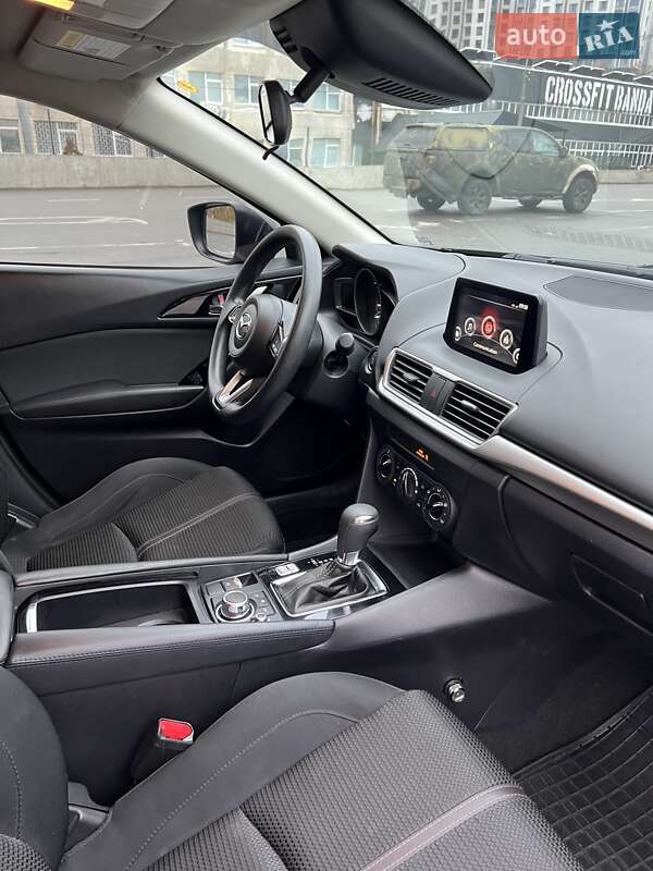 Седан Mazda 3 2017 в Києві фото 36 Седан Mazda 3 2017 в Києві