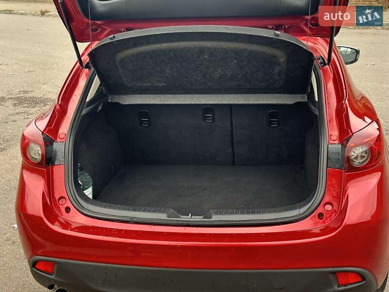 Хетчбек Mazda 3 2016 в Одесі