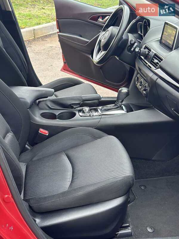 Хетчбек Mazda 3 2016 в Одесі