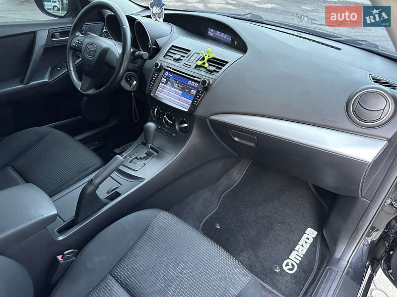 Седан Mazda 3 2012 в Николаеве фото 31 Седан Mazda 3 2012 в Николаеве