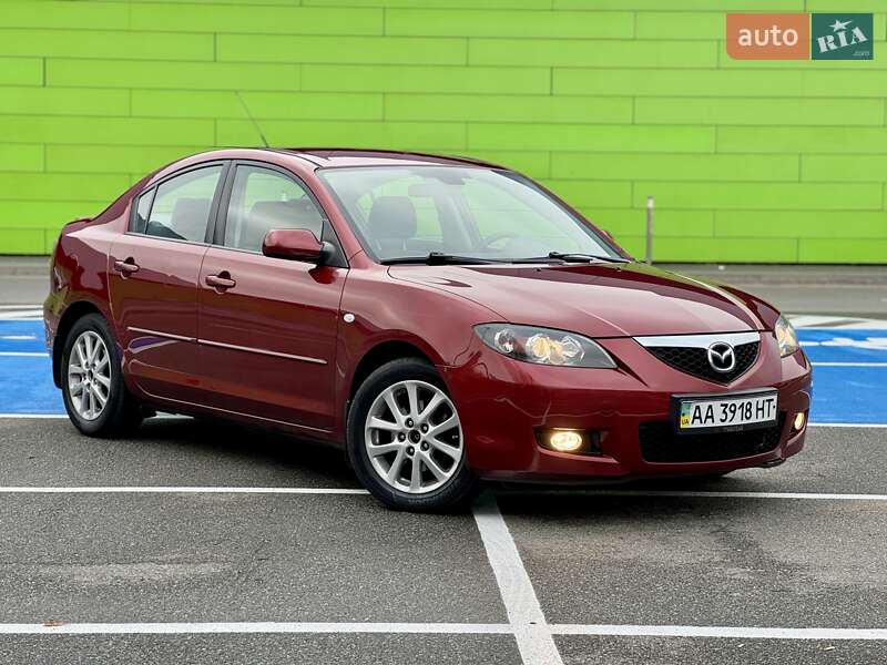 Седан Mazda 3 2008 в Киеве