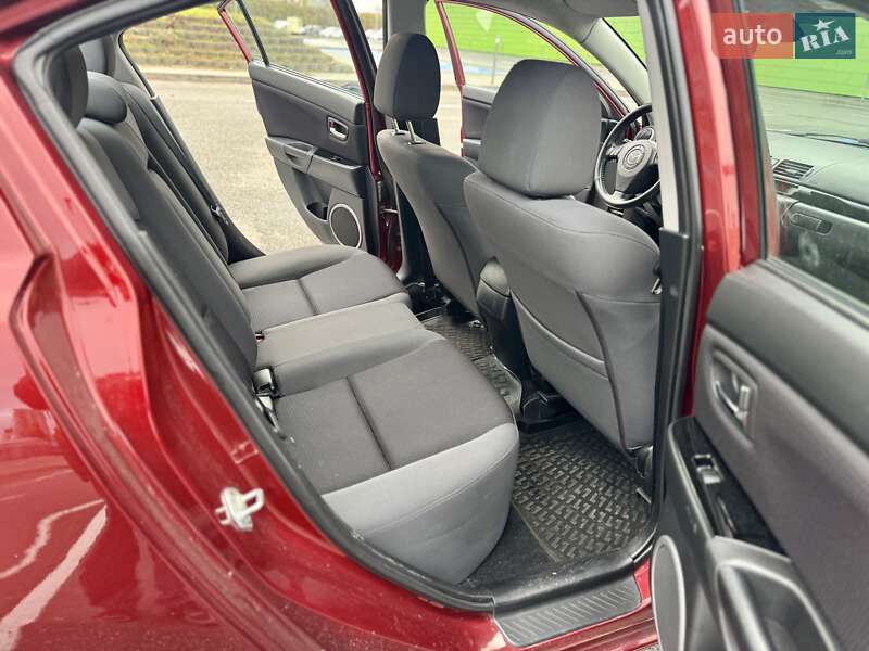 Седан Mazda 3 2008 в Киеве