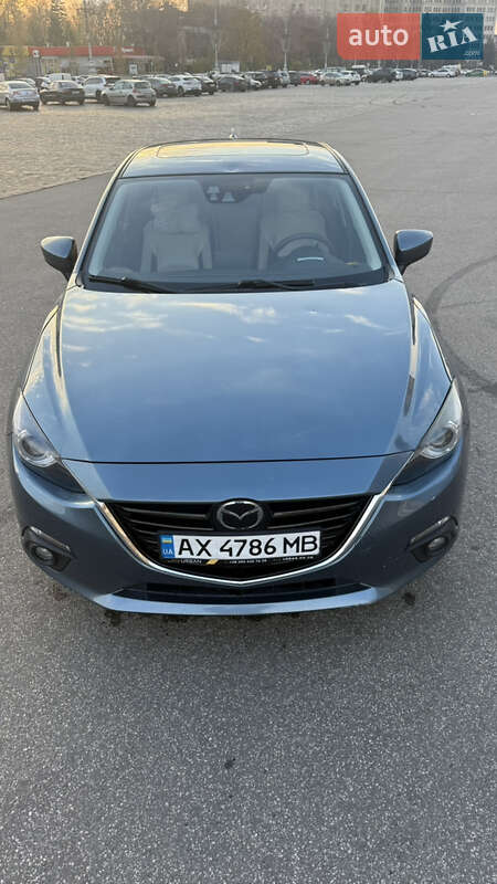 Хетчбек Mazda 3 2015 в Харкові