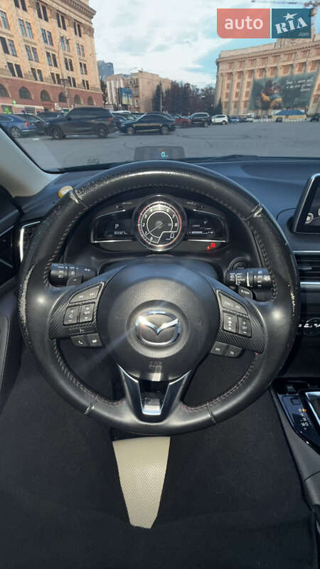 Хетчбек Mazda 3 2015 в Харкові
