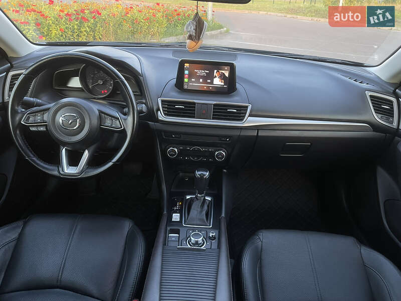 Хетчбек Mazda 3 2017 в Києві фото 2 Хетчбек Mazda 3 2017 в Києві