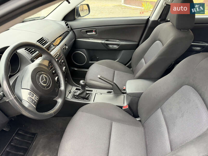 Хэтчбек Mazda 3 2007 в Черновцах фото 10 Хэтчбек Mazda 3 2007 в Черновцах