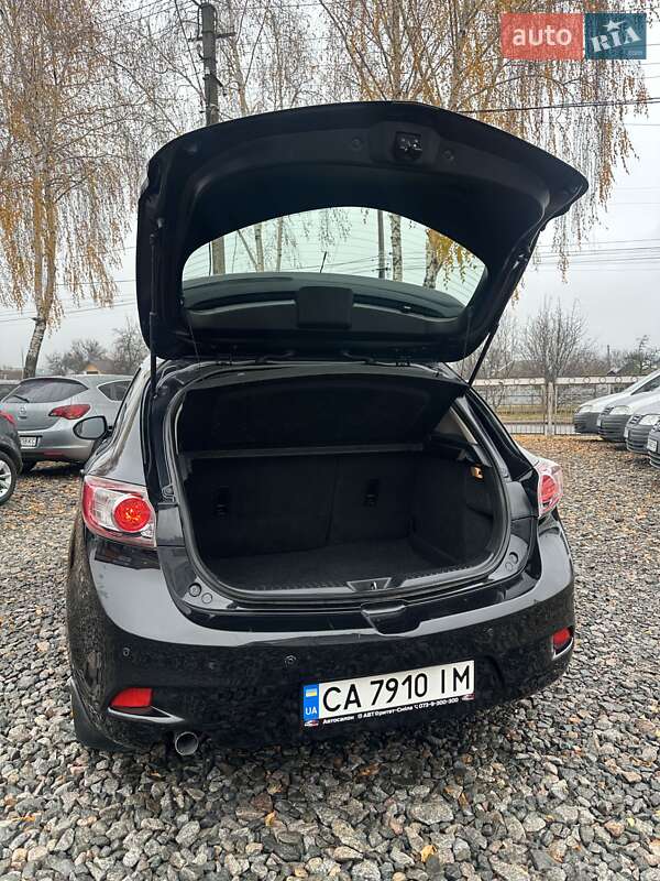 Хетчбек Mazda 3 2011 в Смілі
